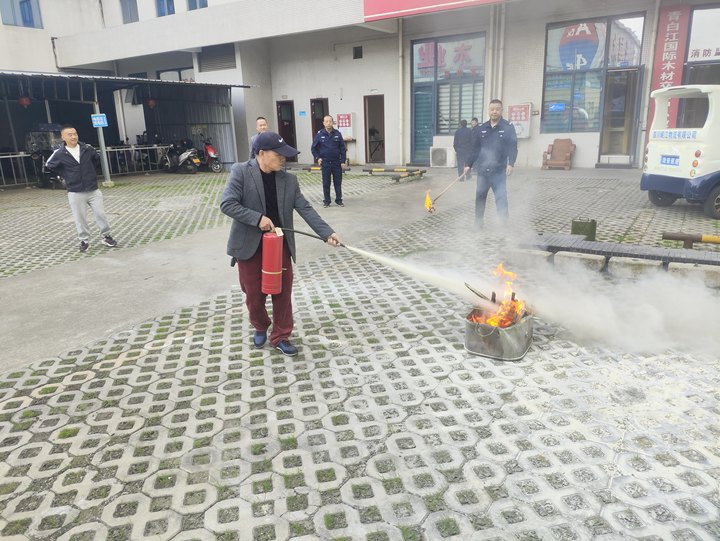 【園區(qū)要聞】筑牢安全底線 消防“四懂四會(huì)”